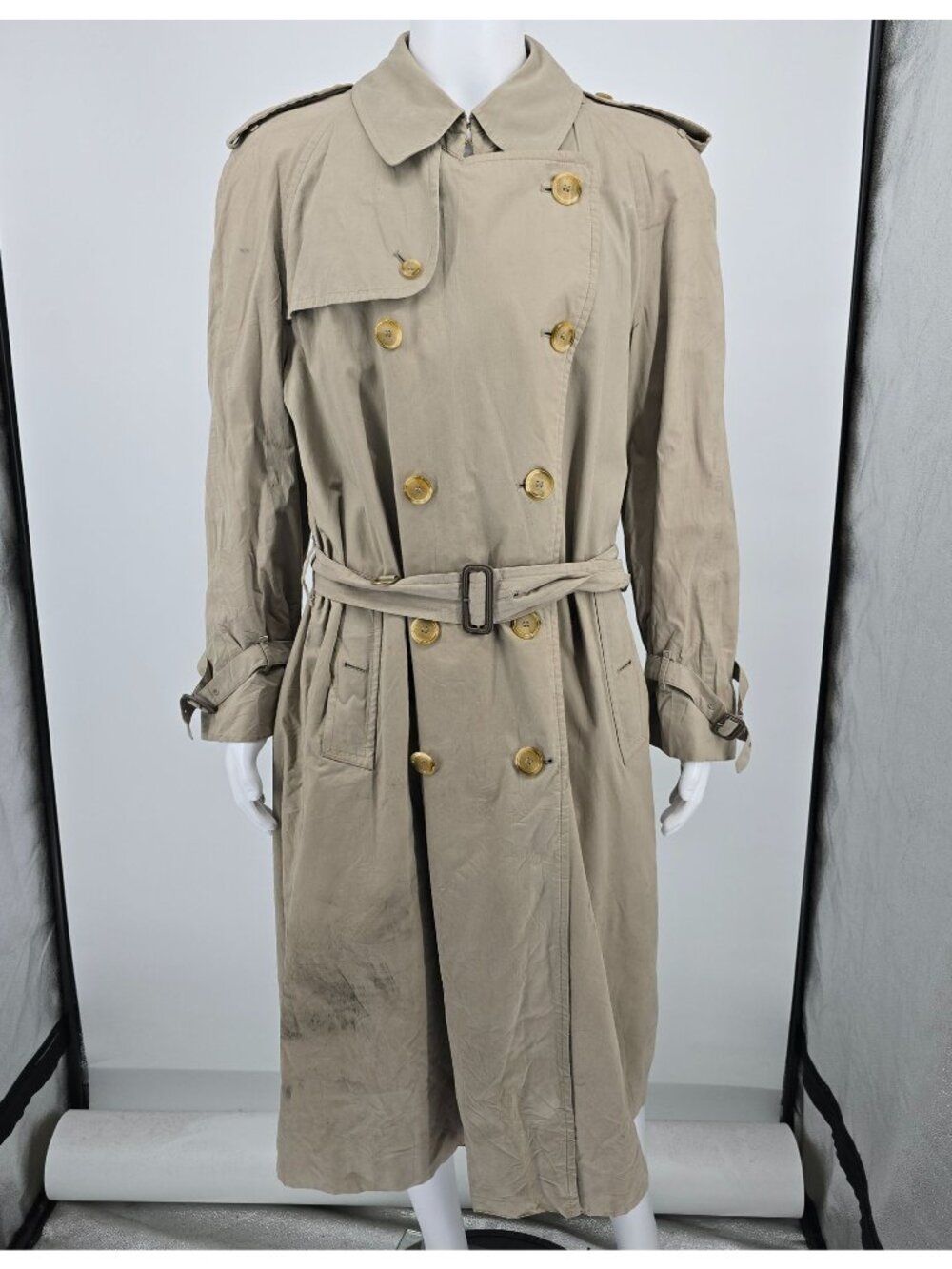 Distressed Vintage 1980s Burberrys Khaki Cotton Double-Breasted Trench Coat (42)